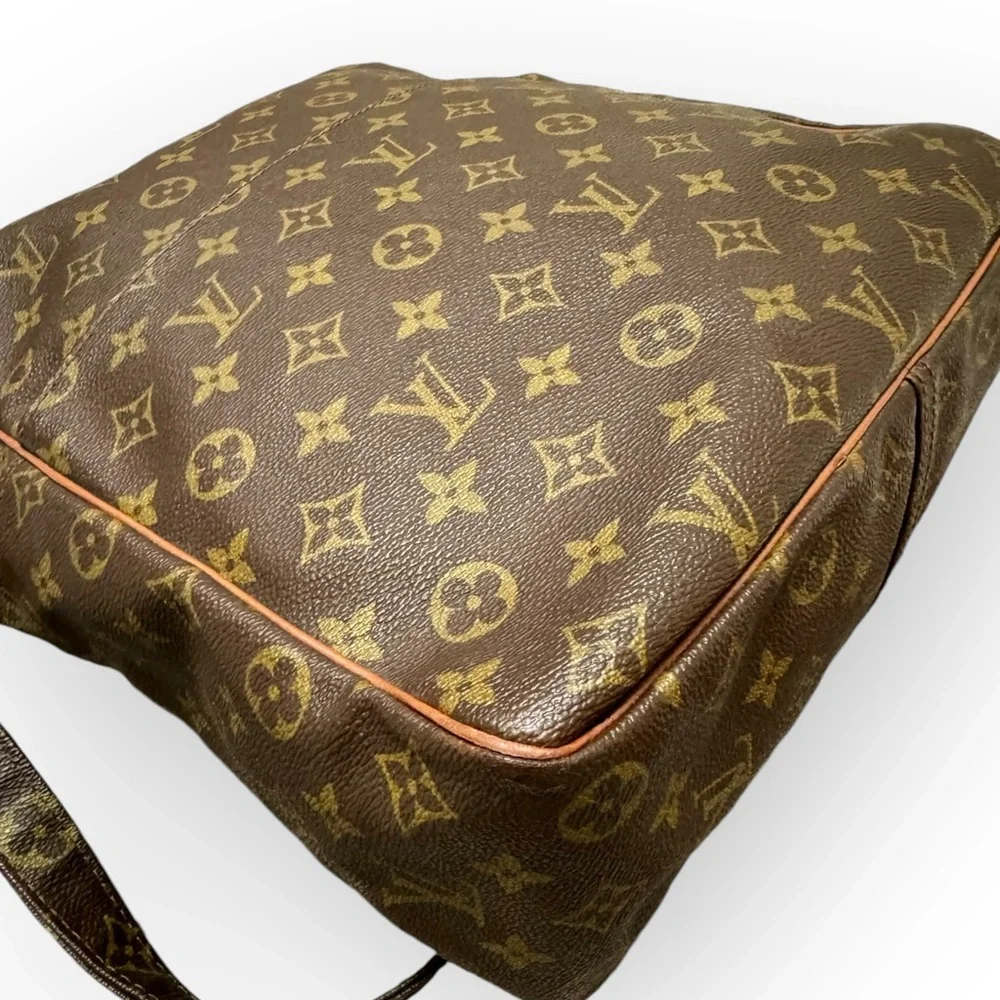 LOUIS VUITTON 1982 Monogram Marceau GM Messenger Crossbody Bag